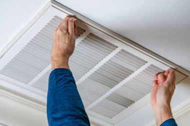 Expert Kirkland air duct cleaning in WA near 98033